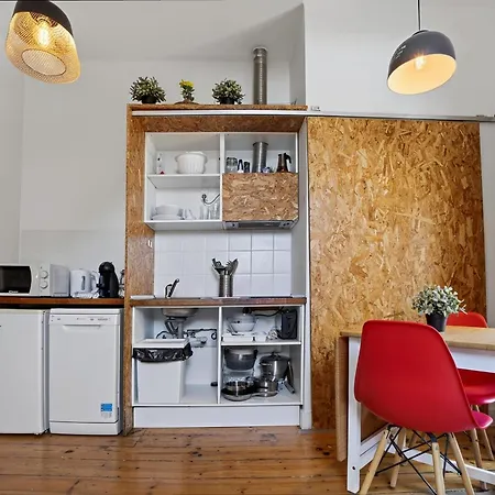 The Blue House - Saint Pauls Apartment *
