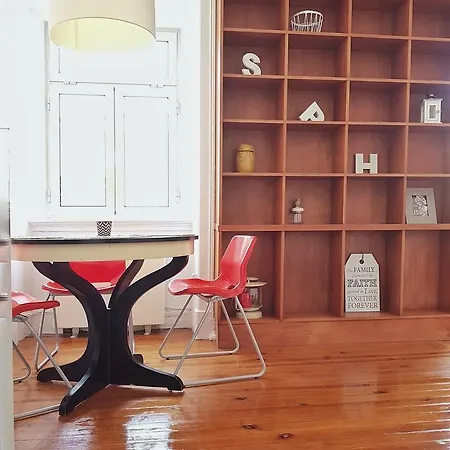 The Blue House - Saint Pauls